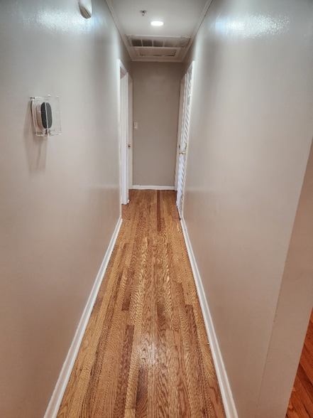 Building Photo - 2505 McKenzie Rd