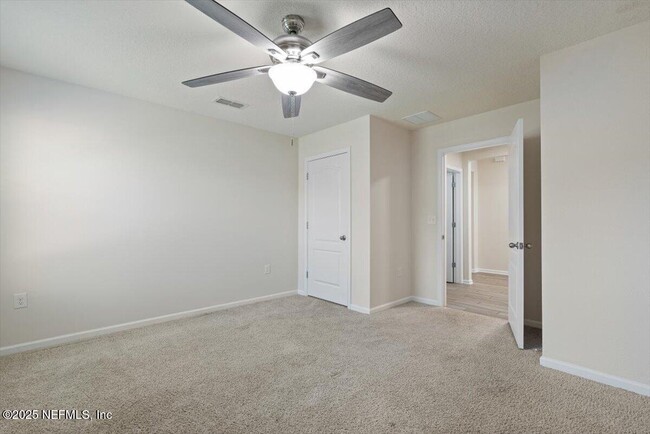 Building Photo - 88 N Hamilton Springs Rd