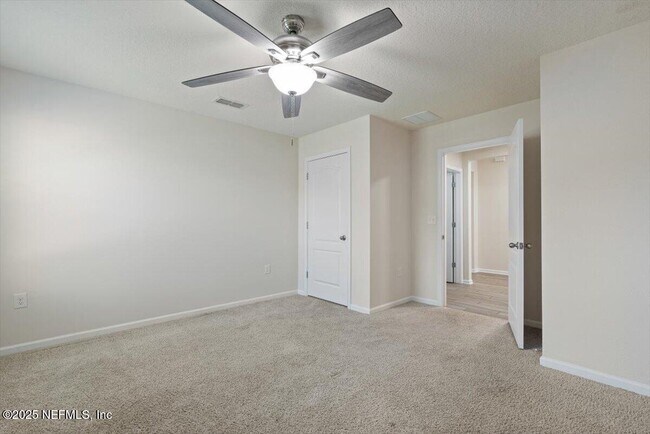 Building Photo - 88 N Hamilton Springs Rd