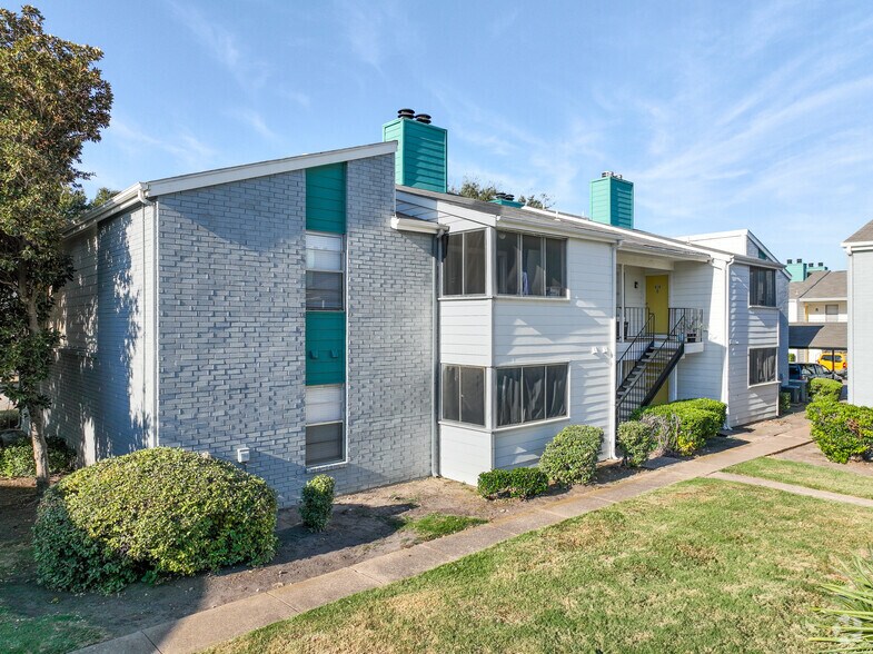 Primary - Sagamore Apartments