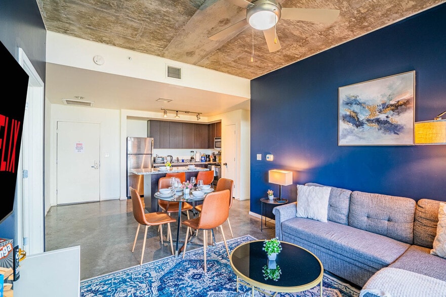 Building Photo - 888 N 4th St