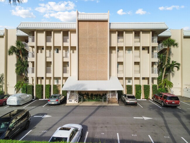 Building Photo - 3851 N Ocean Blvd