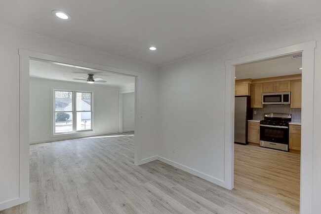 Building Photo - 1225 Shelton Way