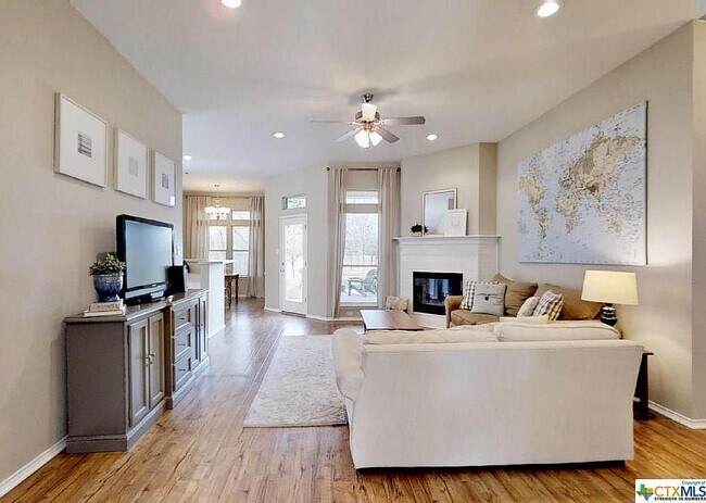Building Photo - 1116 Woodhollow Dr
