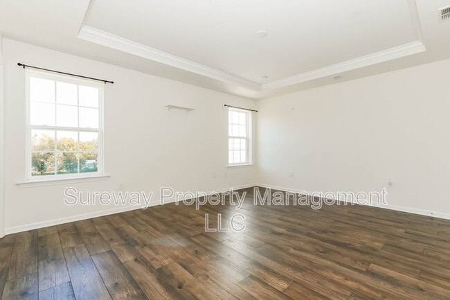 Building Photo - 2503 Charleston Dr
