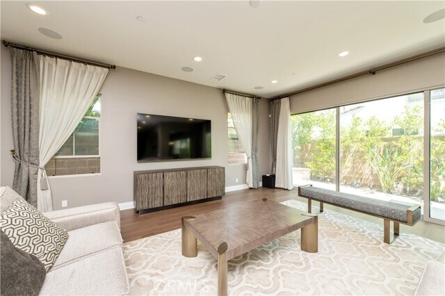 Building Photo - 56 Dunmore