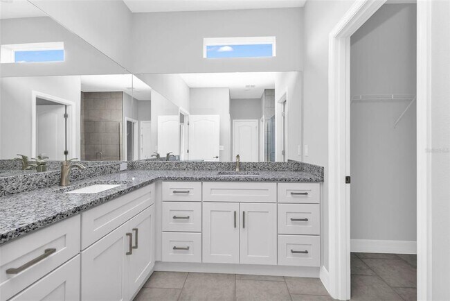 Building Photo - 405 Loveland Blvd