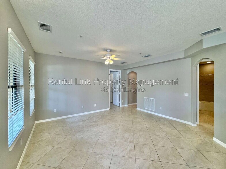 Building Photo - 11880 Adoncia Way
