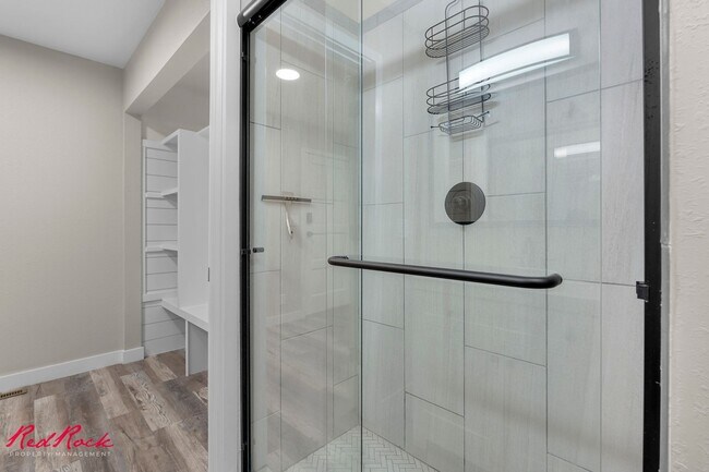 Building Photo - 2 Bedroom Condo in the Heart of St. George!