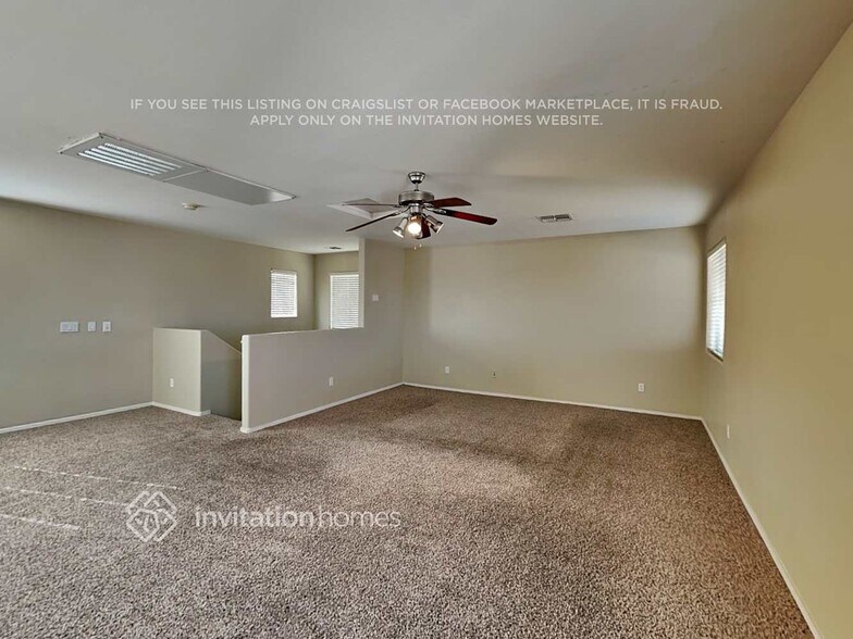 Building Photo - 7116 S 7th Ln