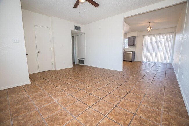 Building Photo - Charming Property Features 3 Bedrooms, 2 Baths, Central A/C!!