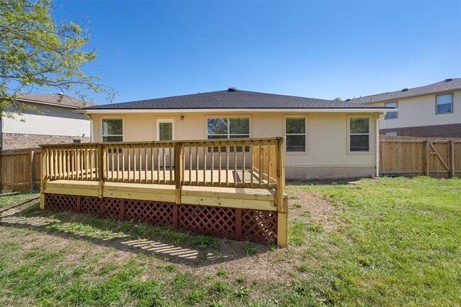 Building Photo - 1015 Glen Meadow Cove