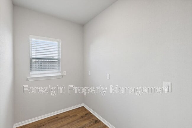 Building Photo - 712 Taliaferro Trl