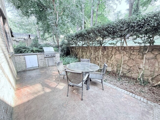 Building Photo - 3BR/3.2BA For Rent