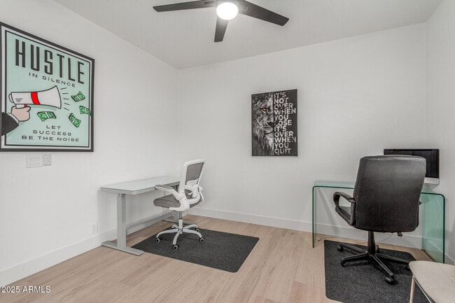 Building Photo - 8156 E Questa Rd