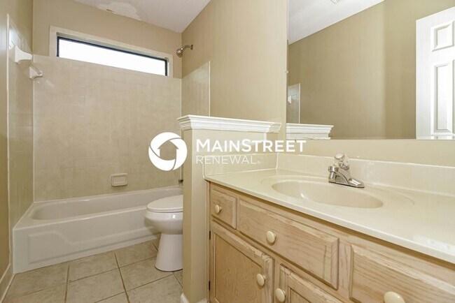 Building Photo - 4 Bedroom Pet-Friendly Home in Cordova, TN with Main Street Renewal