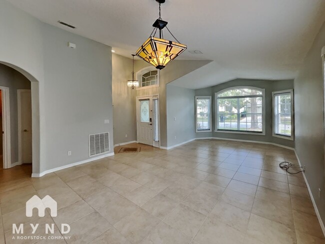 Building Photo - 9775 Doriath Cir