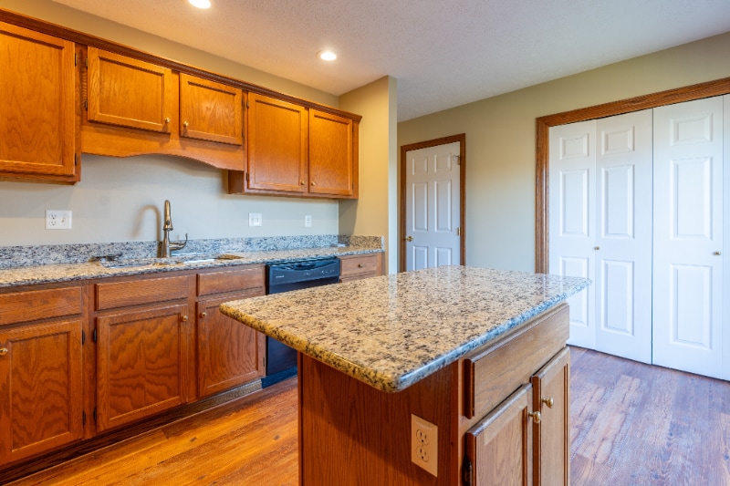 Building Photo - 3002 5th Ave