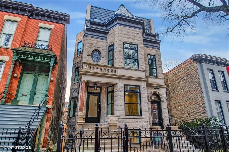 Building Photo - 631 W Wellington Ave