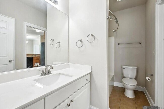 Building Photo - 7300 Burbank Dr