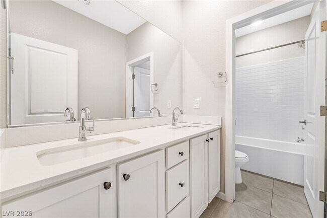 Building Photo - 3354 Casalette Ln