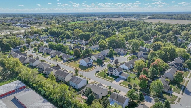 Building Photo - 2706 Grosbeak Ln