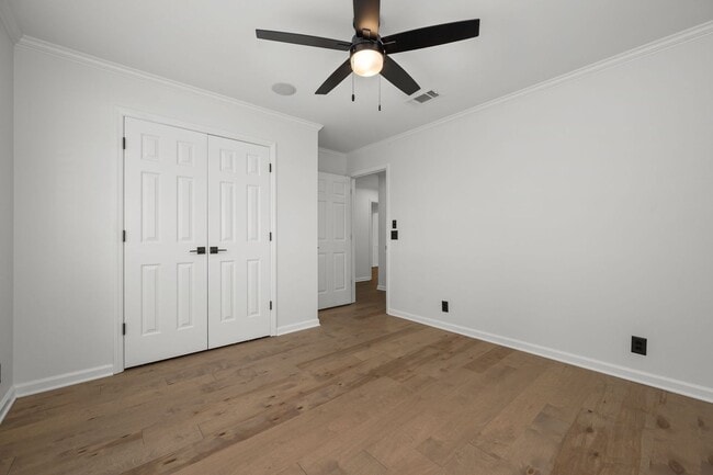 Building Photo - Black Fox Crossing Townhome
