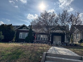 Building Photo - 1415 Acklen Ave