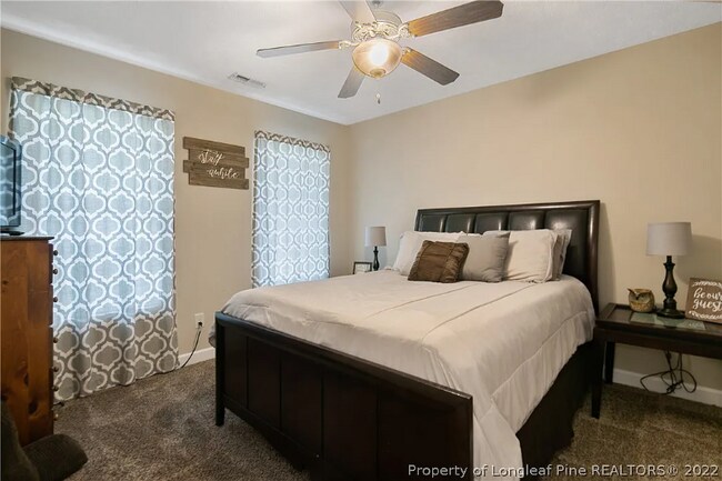 Building Photo - 397 Collinwood Dr