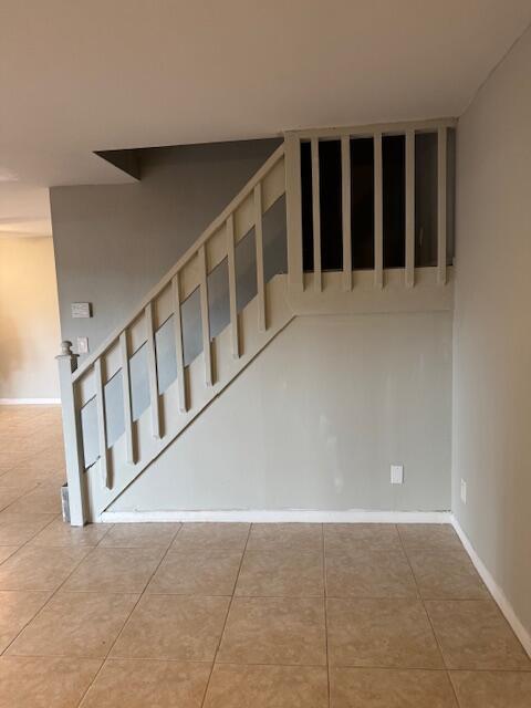 Building Photo - 4221 Turnberry Cir