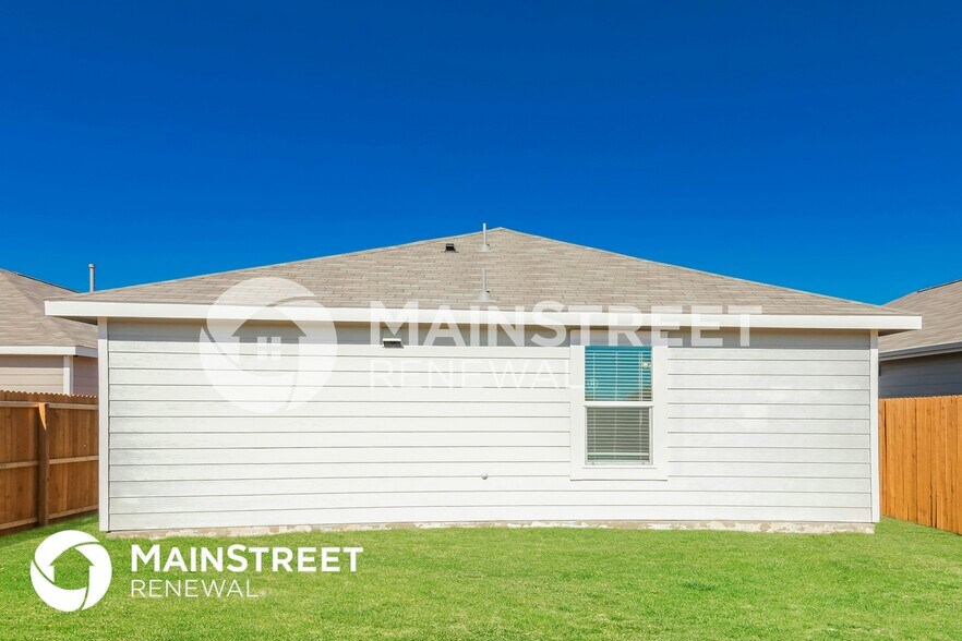 Building Photo - 3104 Helix Bay Dr