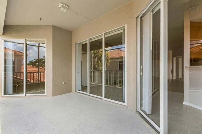 Building Photo - 9225 Belleza Way