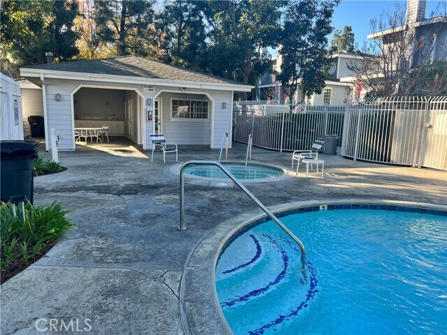 Building Photo - 8105 Surfline Dr