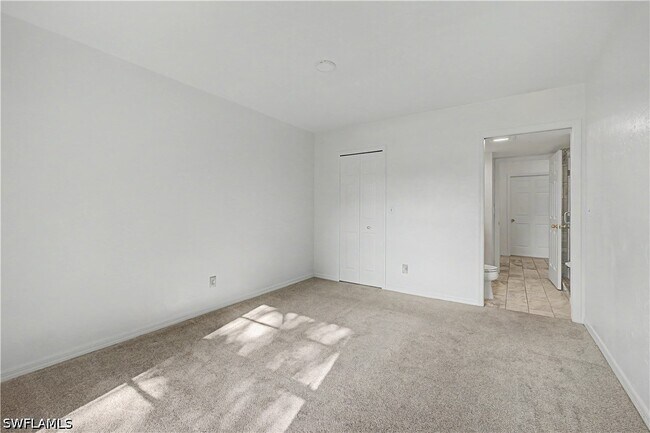 Building Photo - 908 Augusta Blvd