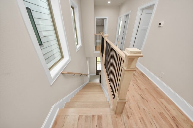 Building Photo - 6320 Milwee St