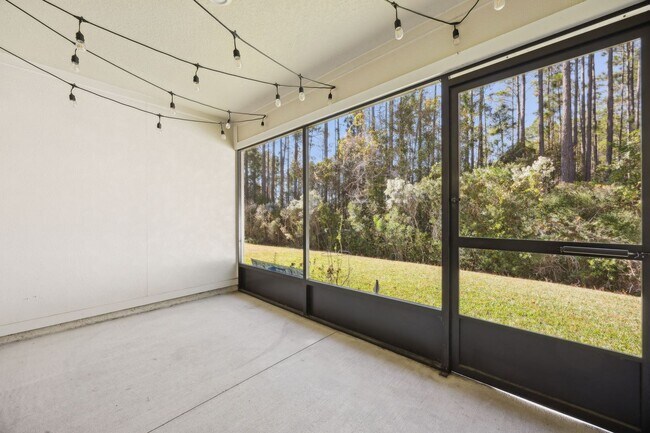 Building Photo - Adorable 3/2 in Lumber Creek