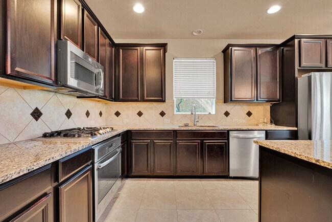 Building Photo - 3303 Cherokee Cove
