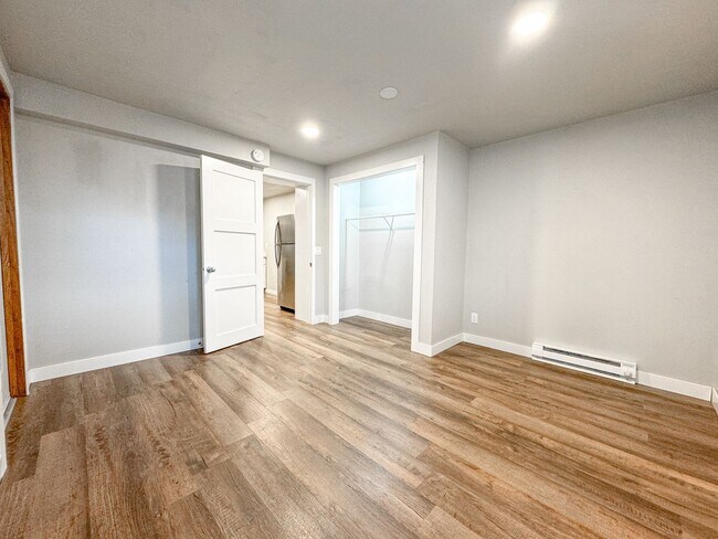 Building Photo - 917 Buena Vista Dr