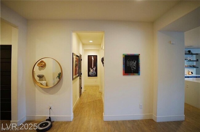 Building Photo - 9239 Beltana Ct