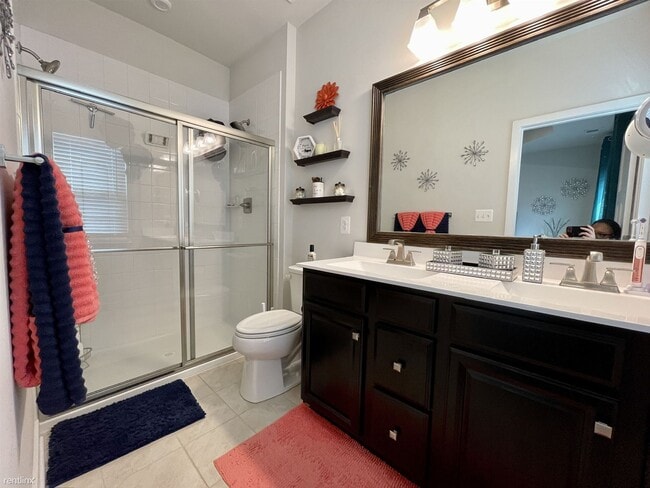 Building Photo - 3 br, 2.5 bath Townhome - 14503 Hunts Farm...