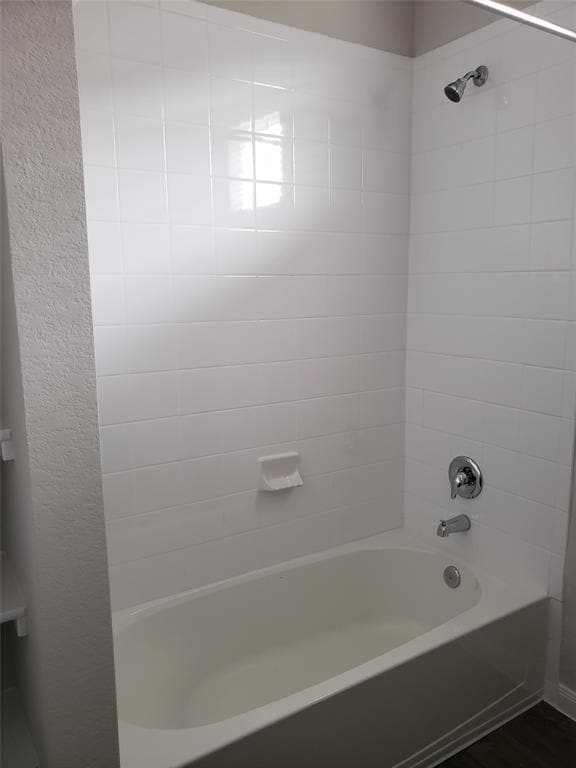 Building Photo - 118 Lullaby Dr