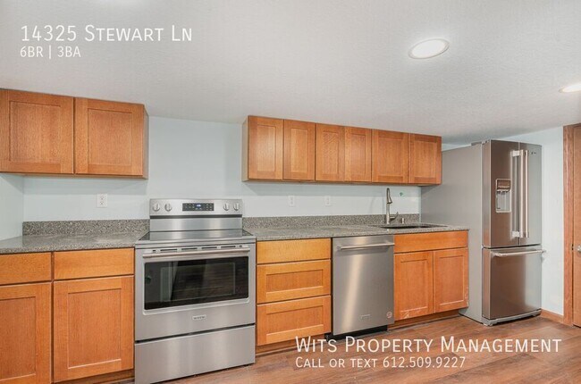 Building Photo - 14325 Stewart Ln