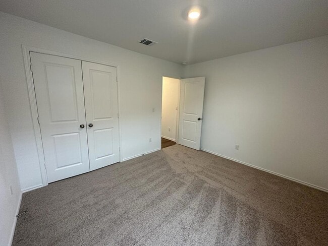 Building Photo - 346 Carmello
