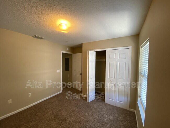 Building Photo - 6100 Maggies Cir