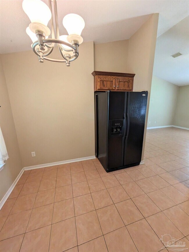 Building Photo - 4920 Mayo Cir