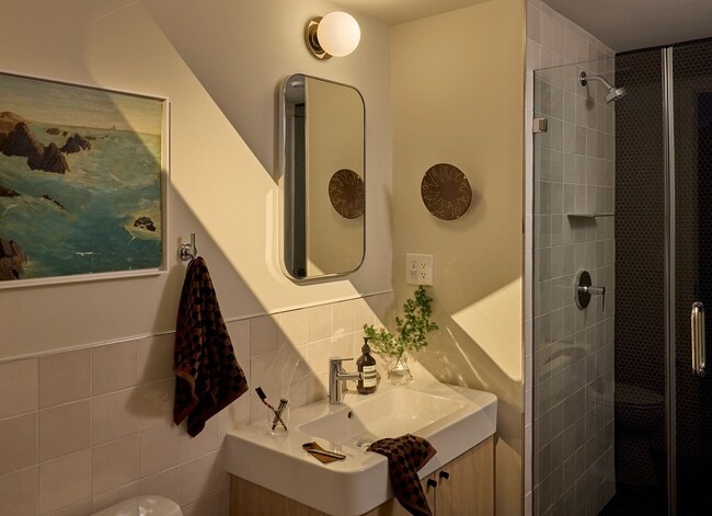 Interior Photo - The Bend