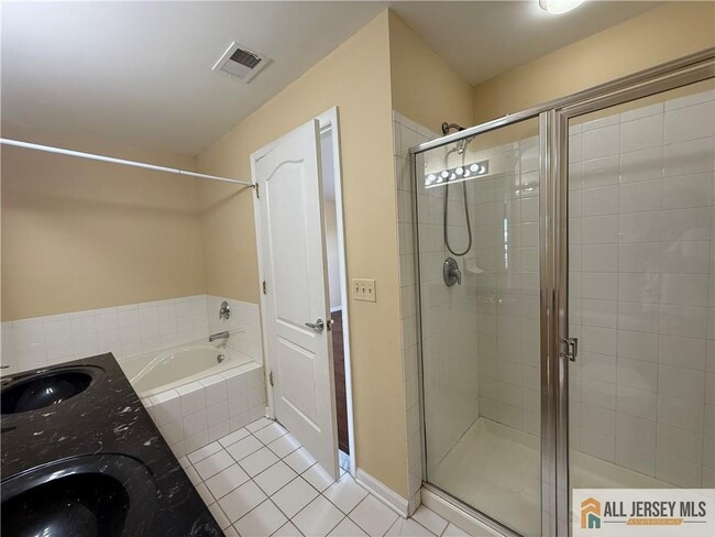 Building Photo - 1338 Fernwood Ct