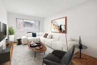 1-BR/1BA Living Area - 537 W. Melrose