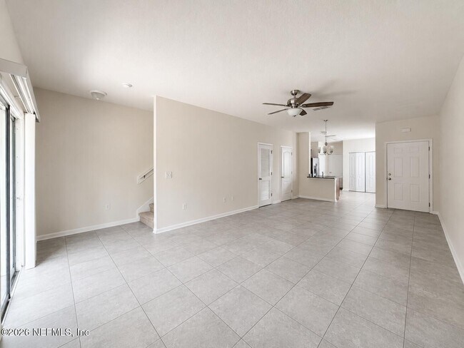 Building Photo - 650 Servia Dr