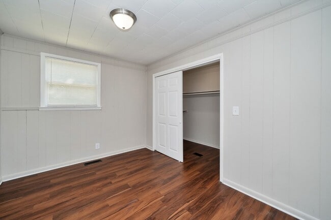 Building Photo - Newly Renovated House for Rent in Leeds, AL – 3 Bed, 2 Bath!